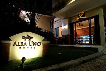 Alba Uno Hotel