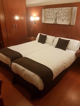 Hotel Familia Conde