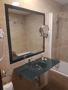 Hotel Familia Conde