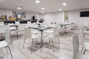Hotel Familia Conde
