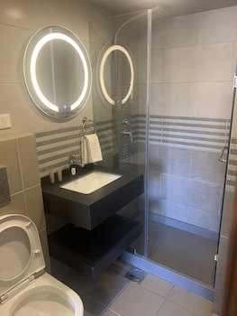 Bliss 3000 Furnished Studios