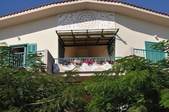 Kyveli Apartments galeri fotoğrafı