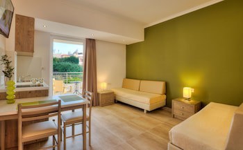 Alexandra Beach Hotel galeri fotoğrafı