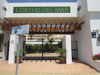 Apartamentos Cortijo Del Mar Resort