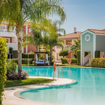 Apartamentos Cortijo Del Mar Resort