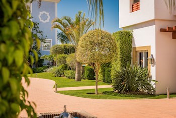 Apartamentos Cortijo Del Mar Resort
