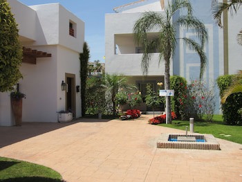 Apartamentos Cortijo Del Mar Resort