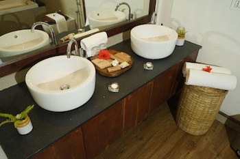 Blackberry Hills Munnar - Nature Resort & Spa