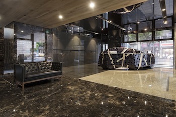 Gloria Residence