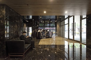 Gloria Residence