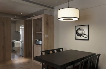 Gloria Residence