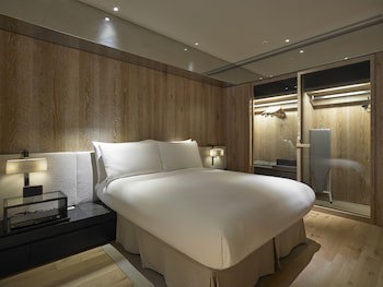Gloria Residence