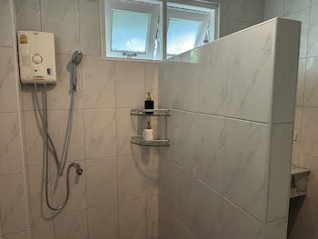 Banyan House Samui Bed And Breakfast (Adult Only)