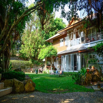Banyan House Samui Bed And Breakfast (Adult Only)