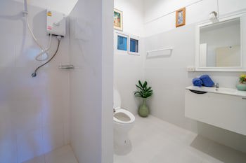 Banyan House Samui Bed And Breakfast (Adult Only)