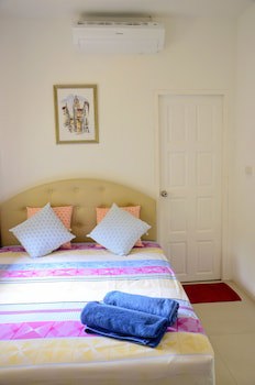 Banyan House Samui Bed And Breakfast (Adult Only)