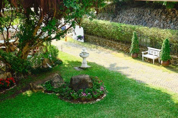Banyan House Samui Bed And Breakfast (Adult Only)