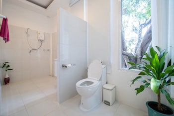 Banyan House Samui Bed And Breakfast (Adult Only)