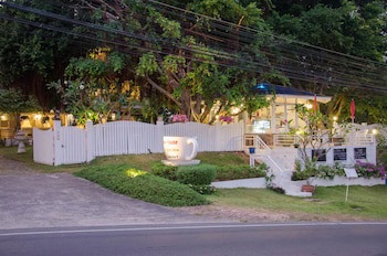 Banyan House Samui Bed And Breakfast (Adult Only)