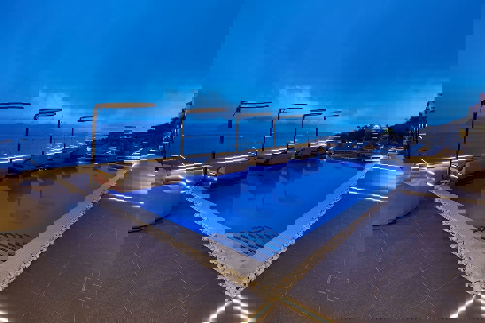 Oia Suites (Adults Only)