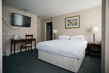 Royal Hotel, Bar & Grill