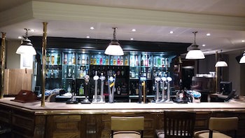 Royal Hotel, Bar & Grill