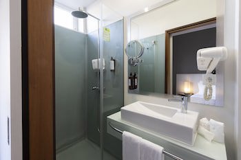 Hotel Rali Viana