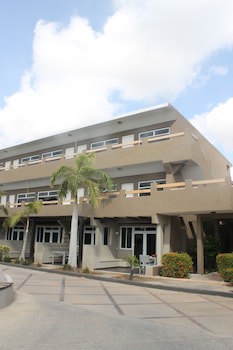 Eden Beach Resort