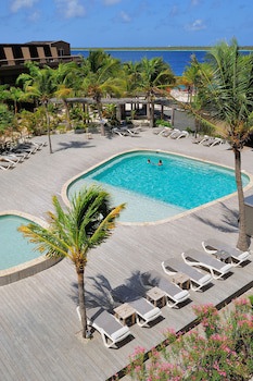 Eden Beach Resort