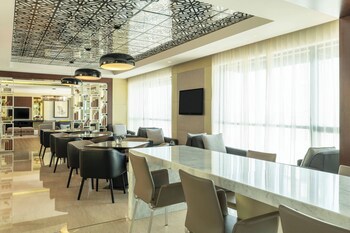 Le Meridien Hotel Bahrain City Centre