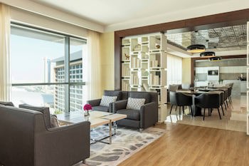 Le Meridien Hotel Bahrain City Centre