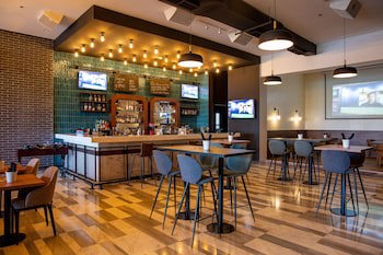 Le Meridien Hotel Bahrain City Centre