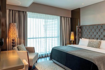Le Meridien Hotel Bahrain City Centre