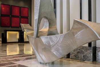 Le Meridien Hotel Bahrain City Centre