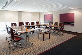 Centro Al Manhal By Rotana