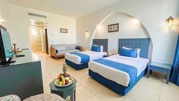 Club Reef Resort & Spa