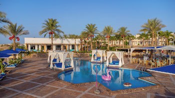 Club Reef Resort & Spa