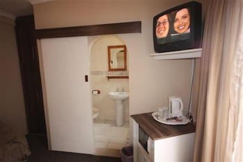 Bluewater Guesthouse