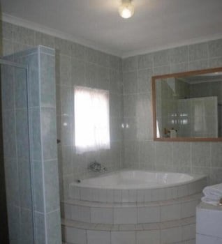 Bluewater Guesthouse