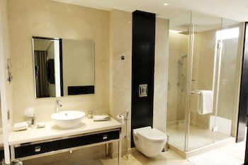 Crowne Plaza Pune City Centre, An Ihg Hotel
