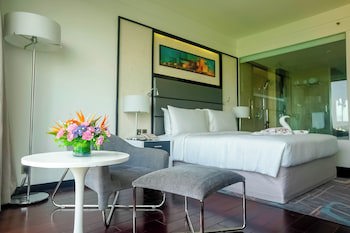 Crowne Plaza Pune City Centre, An Ihg Hotel
