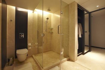 Crowne Plaza Pune City Centre, An Ihg Hotel