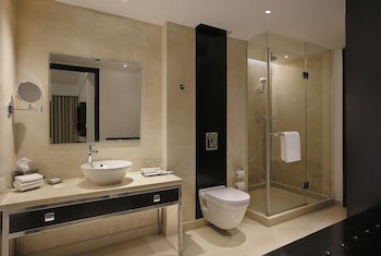 Crowne Plaza Pune City Centre, An Ihg Hotel