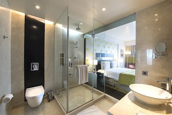 Crowne Plaza Pune City Centre, An Ihg Hotel