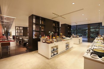 Crowne Plaza Pune City Centre, An Ihg Hotel