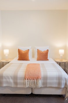Silverstream Retreat