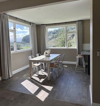 Silverstream Retreat