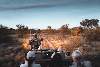 Pondoro Game Lodge  - Open To Kruger Park