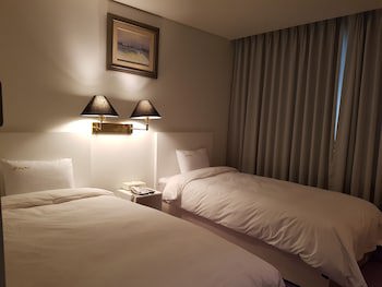 Dong Seoul Hotel