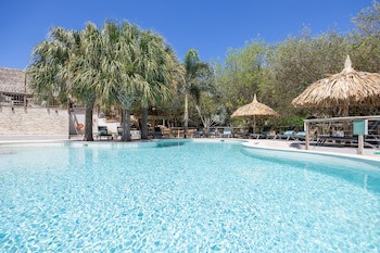 Morena Resort